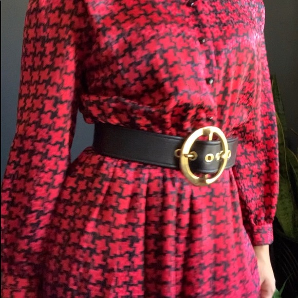 ‼️SOLD‼️VINTAGE STATEMENT DRESS - Picture 5 of 5